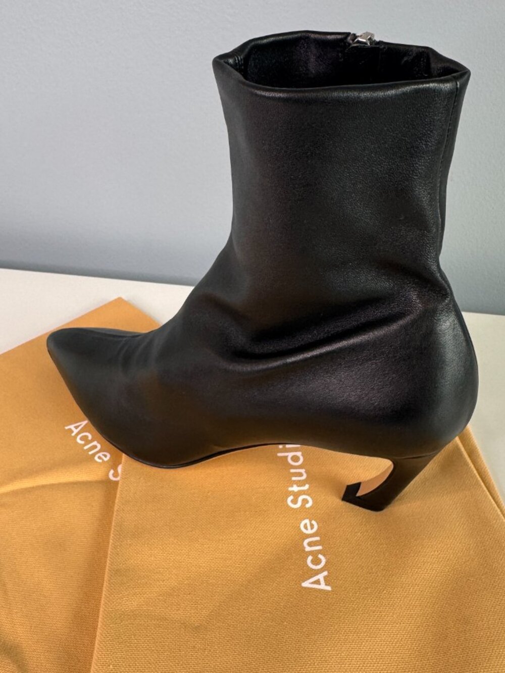 Acne Studios Bilbo ankle boots - Picture 5 of 16